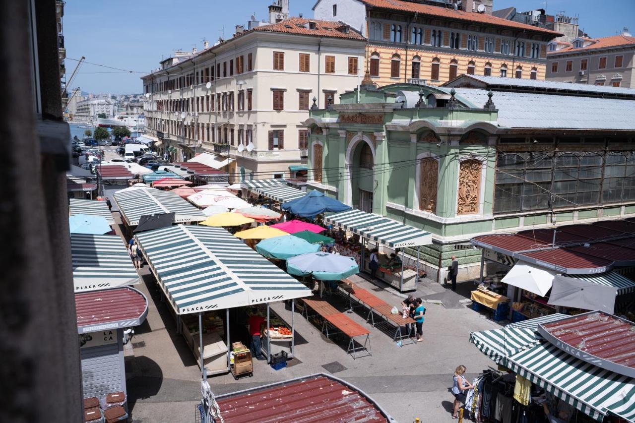 Market Inn - Zagrebacka Rijeka Extérieur photo